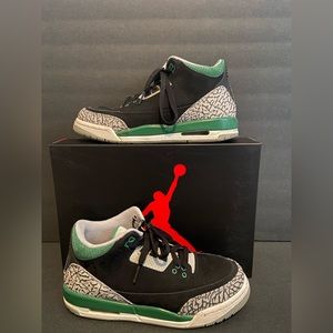 Air Jordan 3 pine green